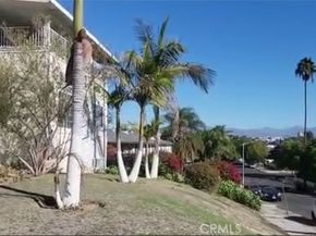 1121 5th Avenue, Los Angeles CA 90019