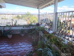 1121 5th Avenue, Los Angeles CA 90019