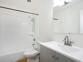 1187 E 3rd 308, Long Beach CA 90802