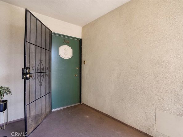 1187 E 3rd 308, Long Beach CA 90802