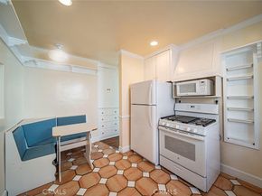6421 E Seaside, Long Beach CA 90803