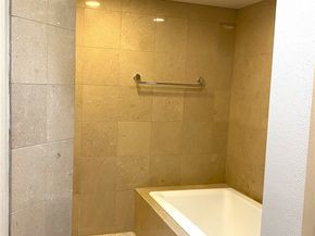 1771 Sunningdale Rd., M14-49D, Seal Beach CA 90740