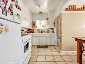 3185 Perlita Avenue, Los Angeles CA 90039
