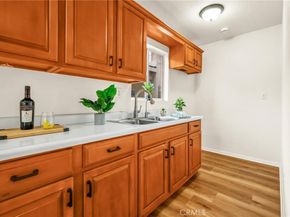3185 Perlita Avenue, Los Angeles CA 90039