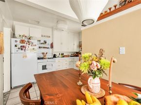 3185 Perlita Avenue, Los Angeles CA 90039