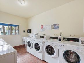 8310 Regents Road 1E, San Diego CA 92122