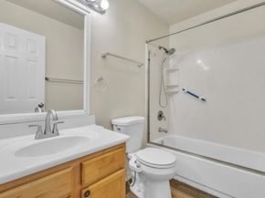 453 Graves Ave 5, El Cajon CA 92020