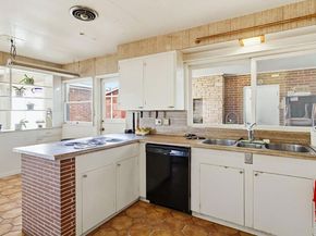 7098 Neri Drive, La Mesa CA 91942