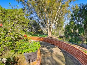 7098 Neri Drive, La Mesa CA 91942