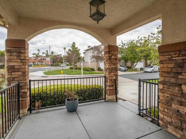 8772 Glen Vista Way, Santee CA 92071