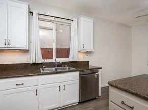 8772 Glen Vista Way, Santee CA 92071