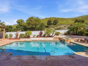 827 Via Barquero, San Marcos CA 92069