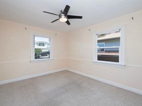 157 Maple Ave, Carlsbad CA 92008