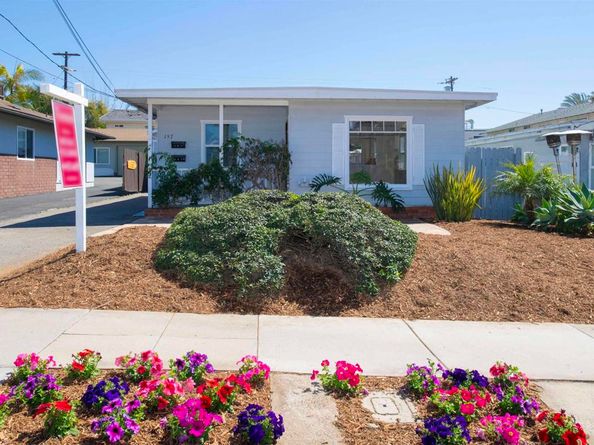 157 Maple Ave, Carlsbad CA 92008