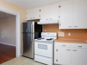 157 Maple Ave, Carlsbad CA 92008