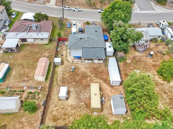 9747 Lakeview Rd., Lakeside CA 92040
