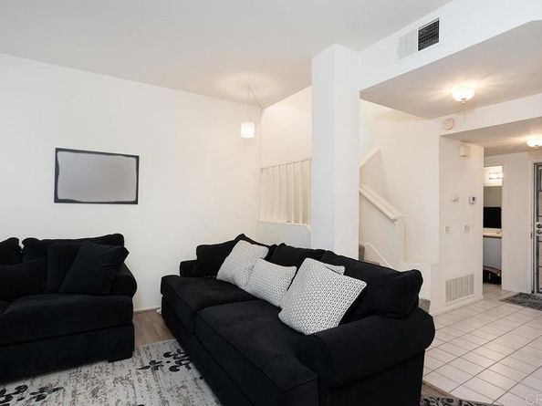 12093 Calle De Medio 131, El Cajon CA 92019