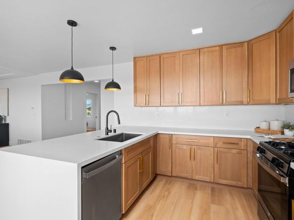 6225 Viewpoint Drive, San Diego CA 92139