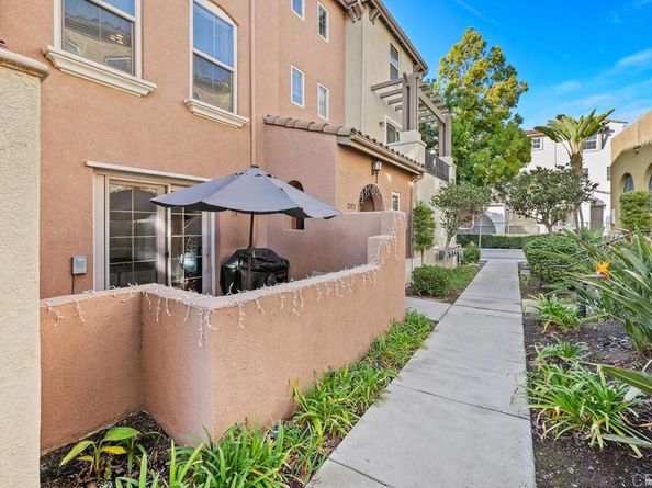 1295 Blue Jean Way 2, Chula Vista CA 91913