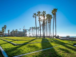 1365 Seacoast Dr E, Imperial Beach CA 91932