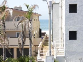 1365 Seacoast Dr E, Imperial Beach CA 91932