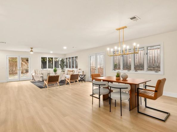 2070 Basswood Avenue, Carlsbad CA 92008