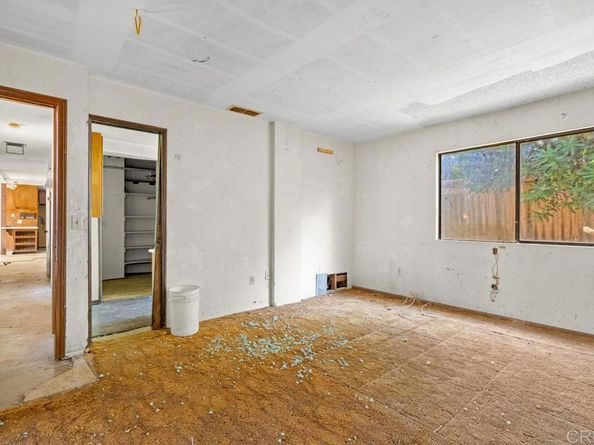 1654 Tierra Libertia, Escondido CA 92026