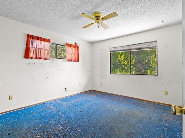 1654 Tierra Libertia, Escondido CA 92026