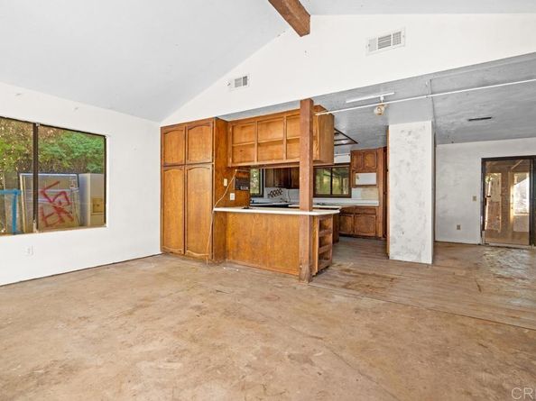 1654 Tierra Libertia, Escondido CA 92026