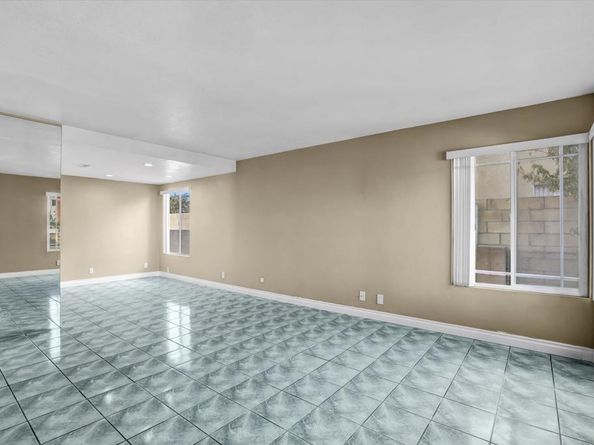 866 Churrituck Dr, San Diego CA 92154