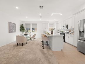 2310 Stardust Gln, Escondido CA 92025