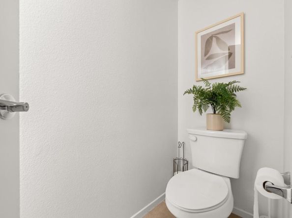 2310 Stardust Gln, Escondido CA 92025