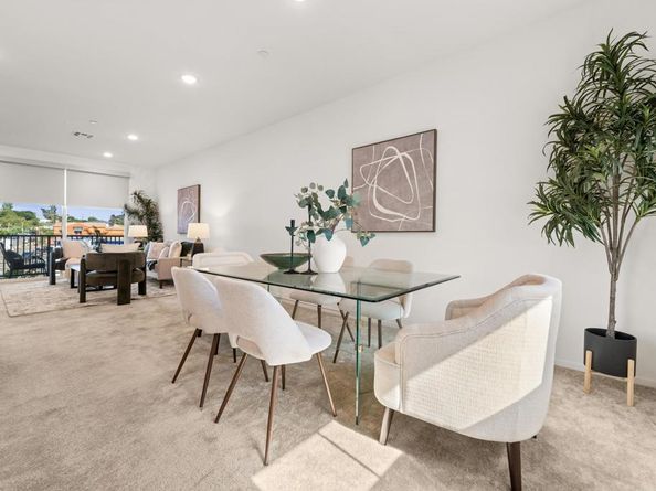 2310 Stardust Gln, Escondido CA 92025