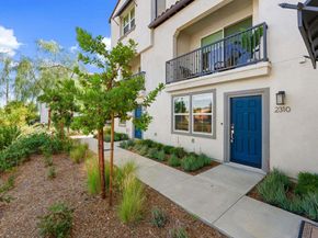 2310 Stardust Gln, Escondido CA 92025