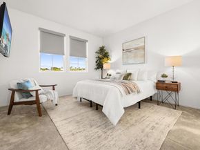 2310 Stardust Gln, Escondido CA 92025