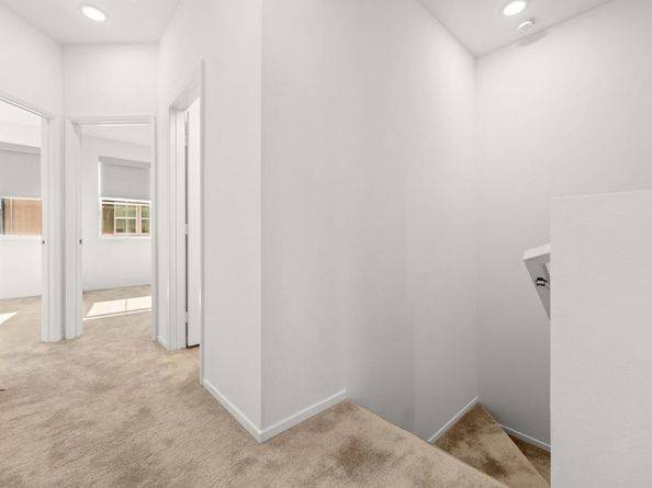 2310 Stardust Gln, Escondido CA 92025