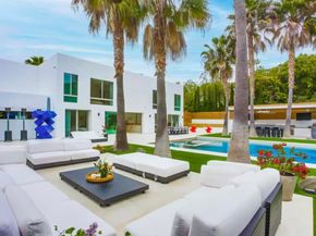 7713 Esterel Dr, La Jolla CA 92037