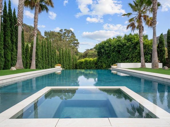 7713 Esterel Dr, La Jolla CA 92037