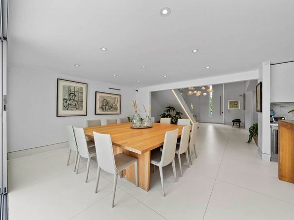 7713 Esterel Dr, La Jolla CA 92037