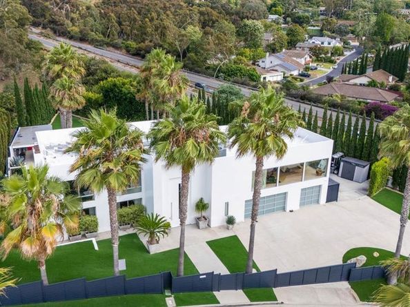 7713 Esterel Dr, La Jolla CA 92037