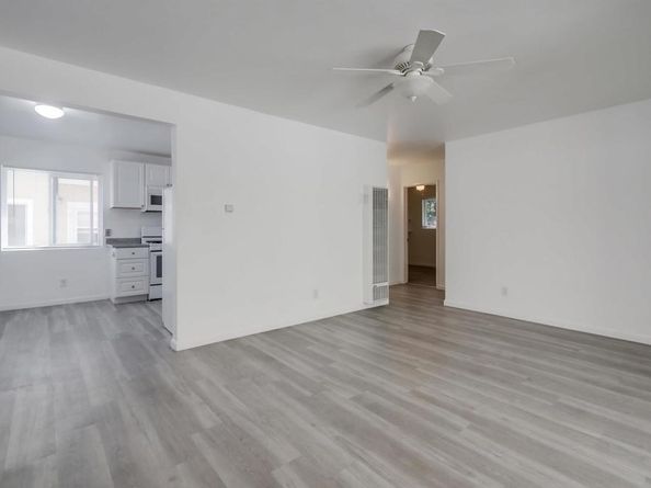 2948 54 Reynard Way, San Diego CA 92103