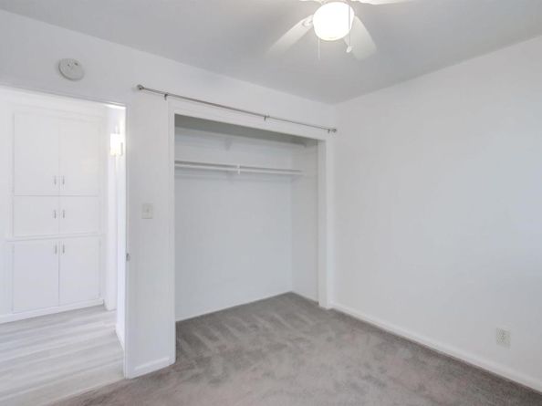 2948 54 Reynard Way, San Diego CA 92103