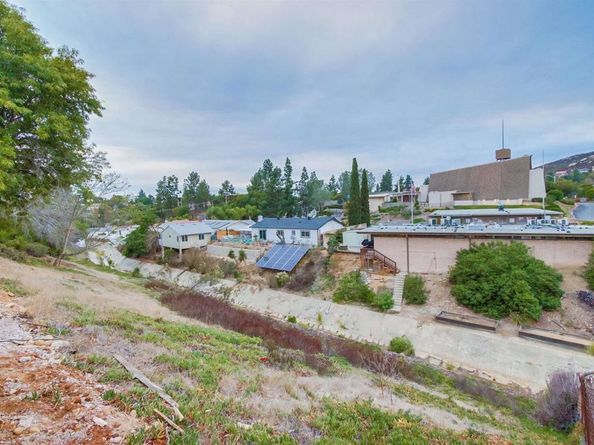 6548 Bantam Lake Circle, San Diego CA 92119