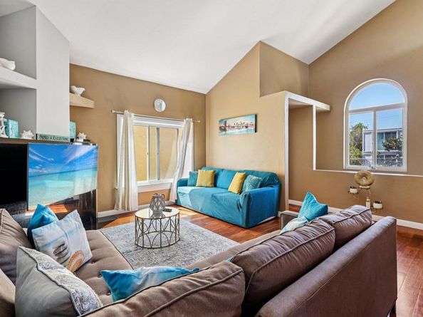 3843 Riviera Drive 1, San Diego CA 92109