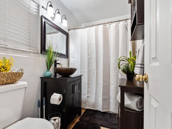 5762 Calle Sal Si Puedes, San Diego CA 92139