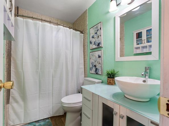 5762 Calle Sal Si Puedes, San Diego CA 92139