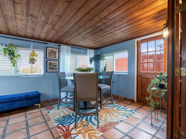 5762 Calle Sal Si Puedes, San Diego CA 92139