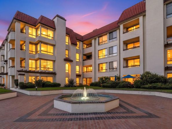 5875 Friars Apt 4404, San Diego CA 92110