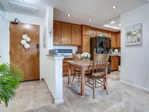 5875 Friars Apt 4404, San Diego CA 92110