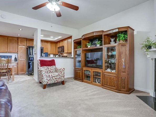 5875 Friars Apt 4404, San Diego CA 92110